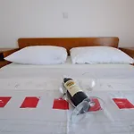 Hella * Trogir