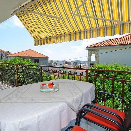 Hella Appartement *