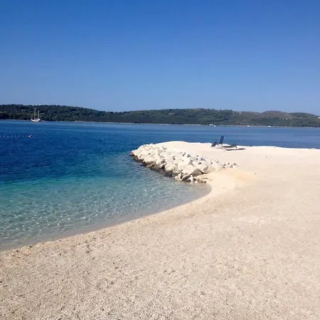 Hella Trogir
